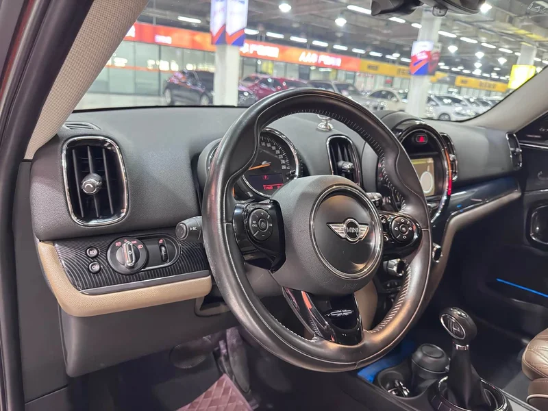 MINI COUNTRYMAN — фото 10