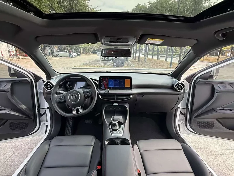 MG MG5 — фото 6