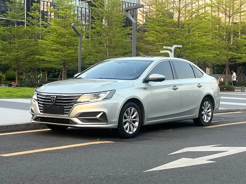 Roewe i6 New Energy — фото 1
