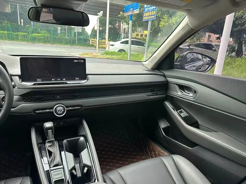Honda Accord — фото 14