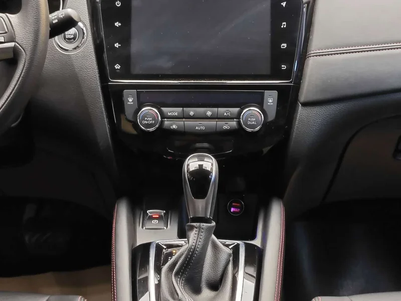 Nissan Qashqai — фото 18