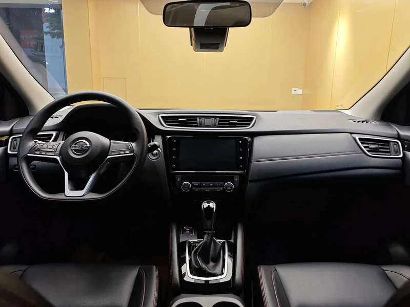 Nissan Qashqai — фото 19
