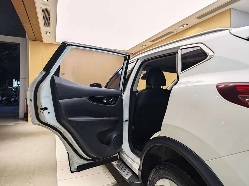 Nissan Qashqai — фото 20