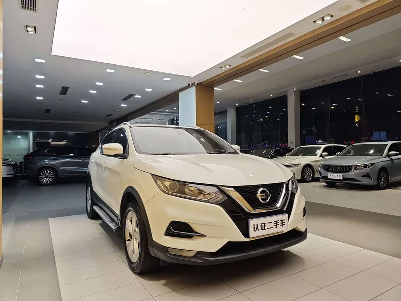 Nissan Qashqai — фото 4