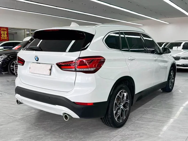 BMW X1 — фото 6