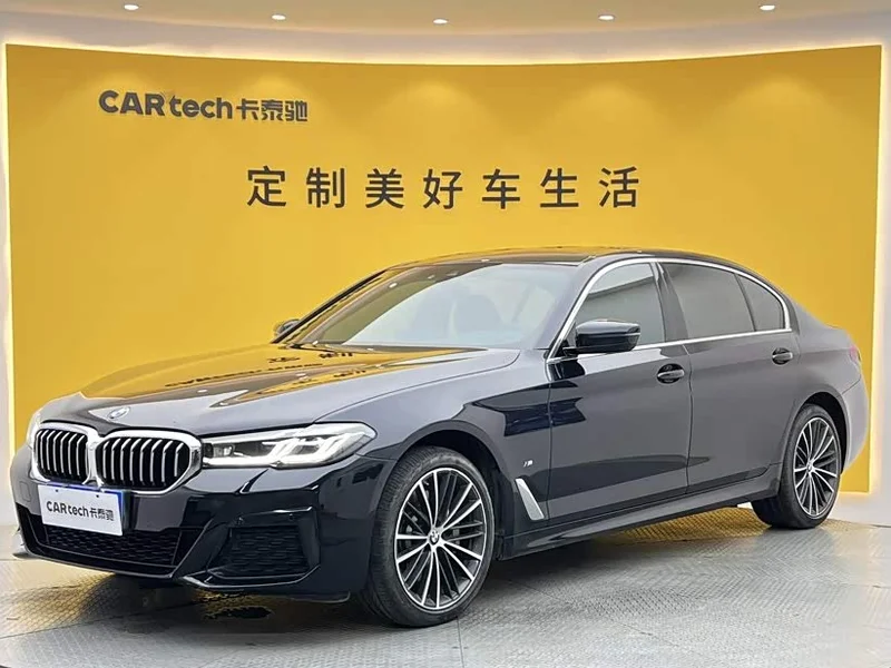 BMW 5-Series — фото 13