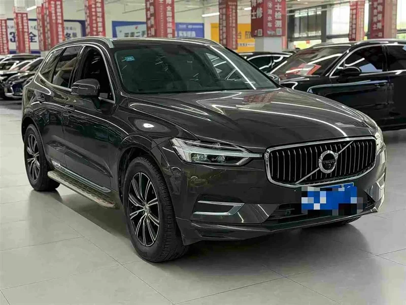 Volvo XC60 — фото 2