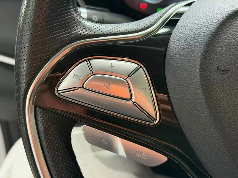 Roewe MARVEL X — фото 11