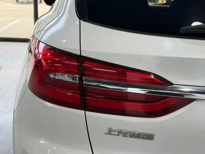 Roewe MARVEL X — фото 17