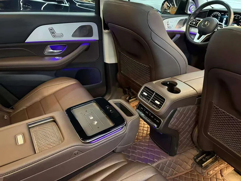Mercedes-Benz GLS — фото 14