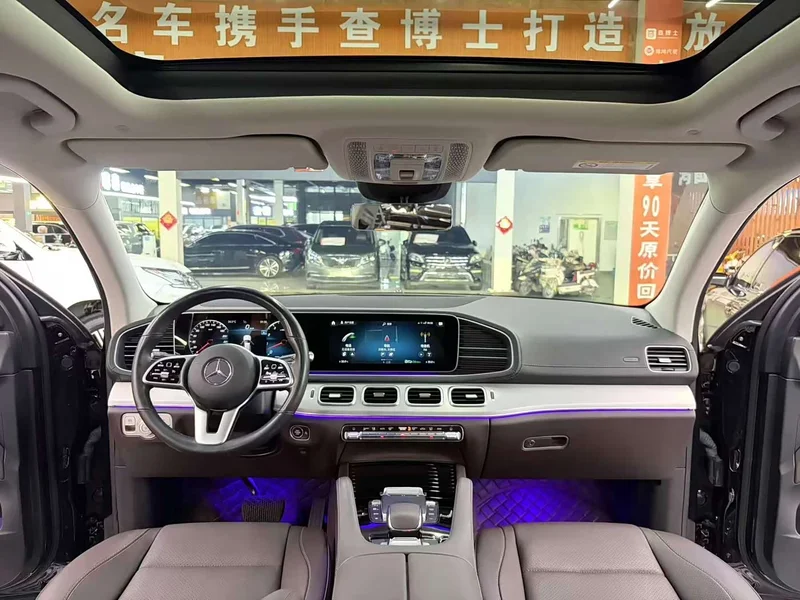 Mercedes-Benz GLS — фото 5