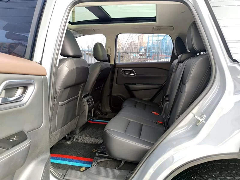Nissan X-Trail — фото 11