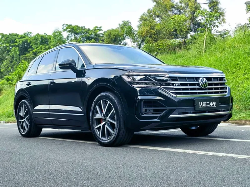 Volkswagen Touareg — фото 3