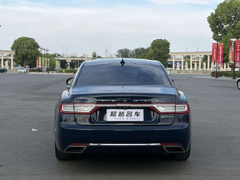 Lincoln Continental — фото 8