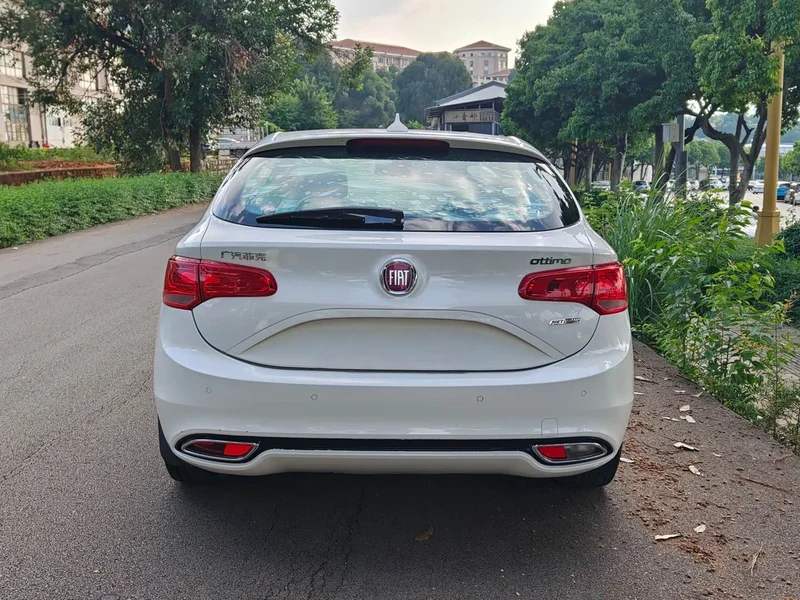 Hyundai i30 — фото 5
