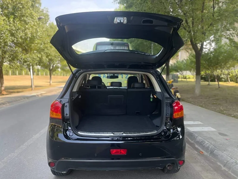Mitsubishi ASX — фото 19