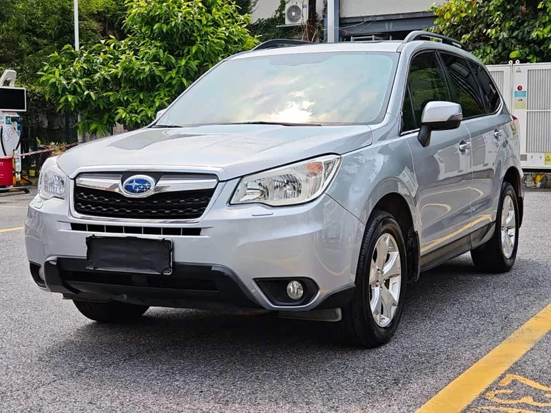 Subaru Forester — фото 1