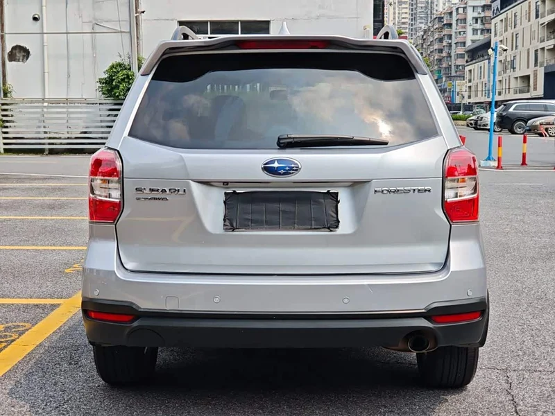 Subaru Forester — фото 6