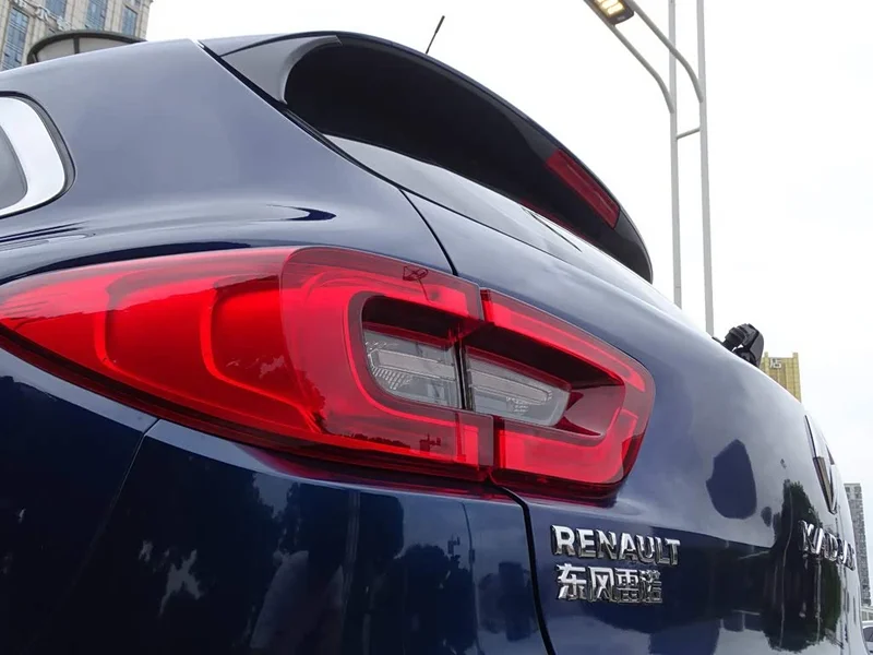 Renault Kadjar — фото 11