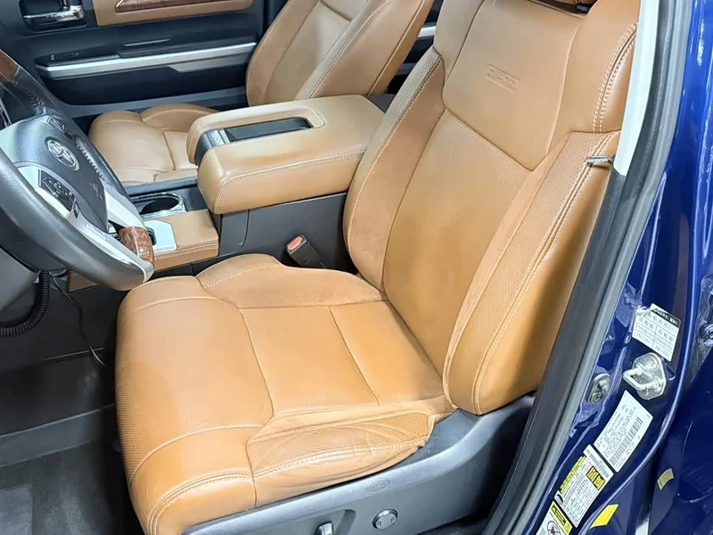 Toyota Tundra — фото 32