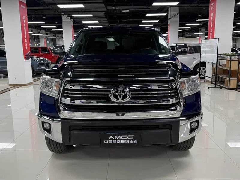 Toyota Tundra — фото 5
