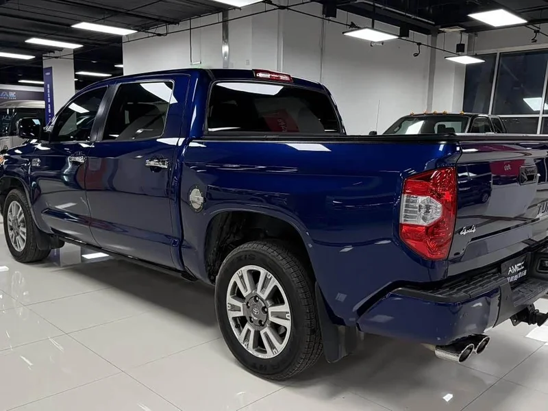 Toyota Tundra — фото 7