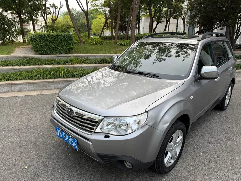 Subaru Forester — фото 2