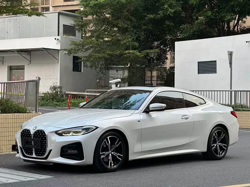 BMW 4-Series — фото 1