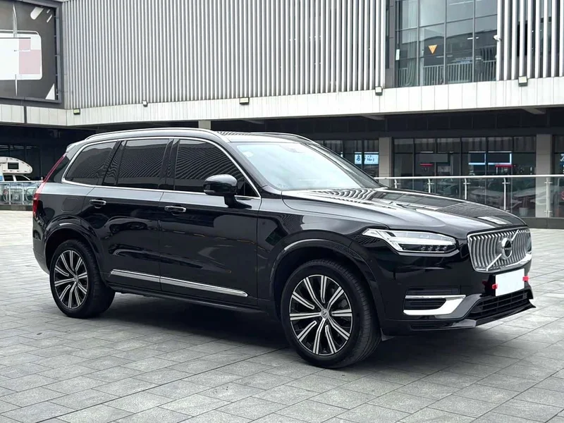 Volvo XC90 — фото 2