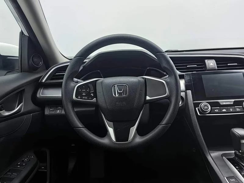 Honda Civic — фото 11