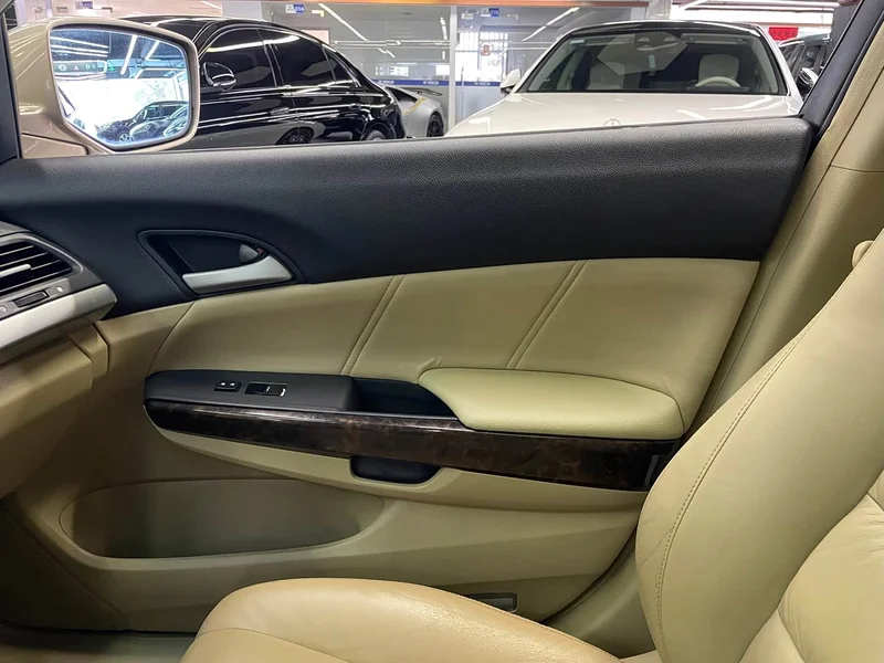Honda Accord — фото 20