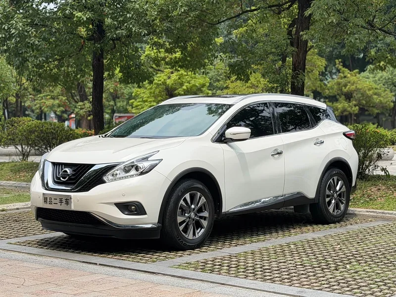 Nissan Murano — фото 1
