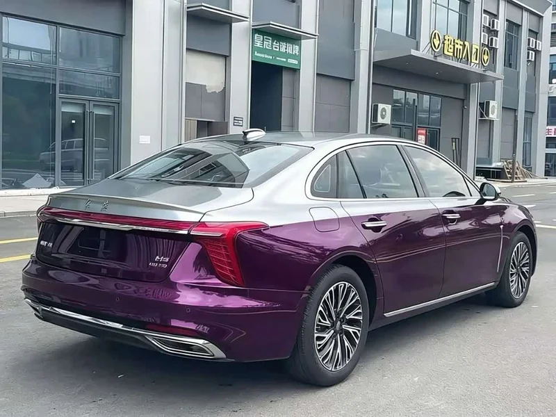 Hongqi H5 — фото 12
