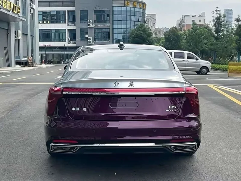 Hongqi H5 — фото 13