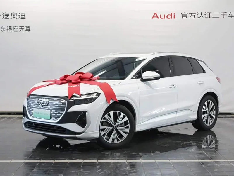 Audi Q4 e-tron — фото 3