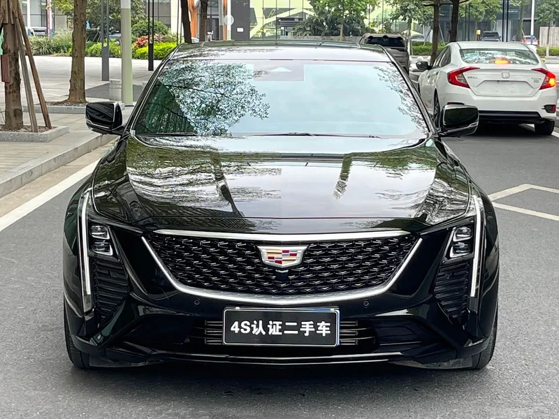 Cadillac CT5 — фото 3