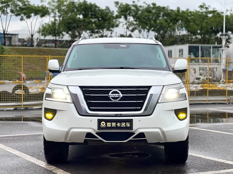 Nissan Patrol — фото 2