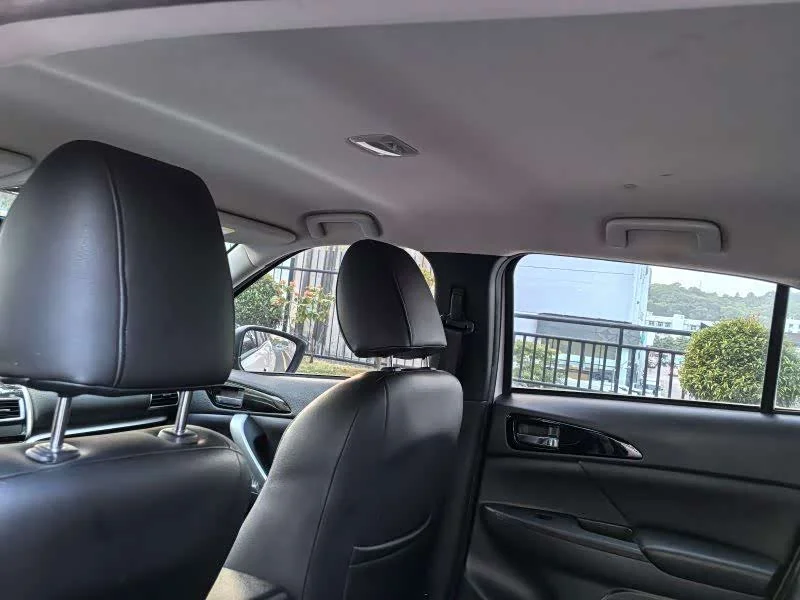 Mitsubishi Eclipse Cross — фото 12