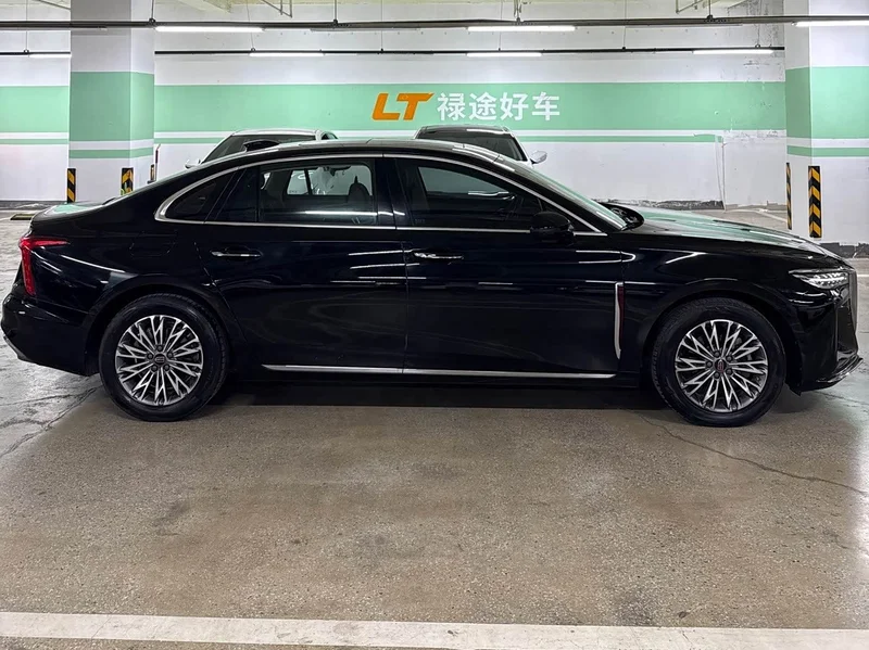Hongqi H5 — фото 3