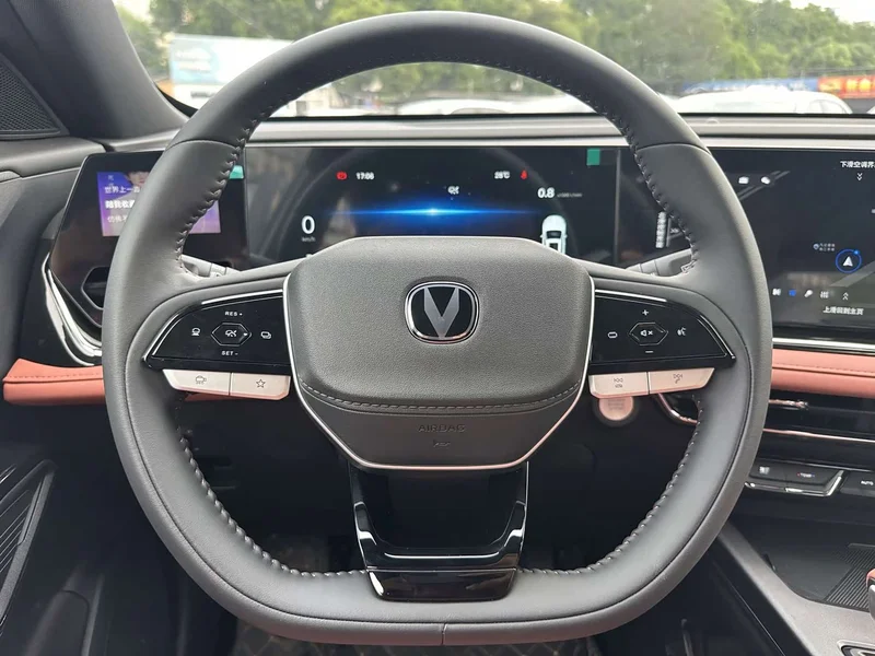 Changan X5 PLUS — фото 15