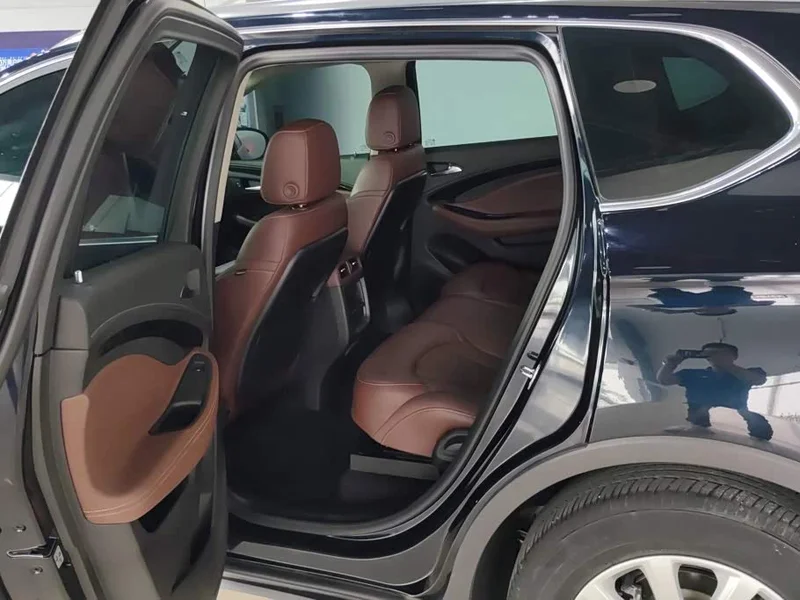 Buick Envision Plus — фото 11