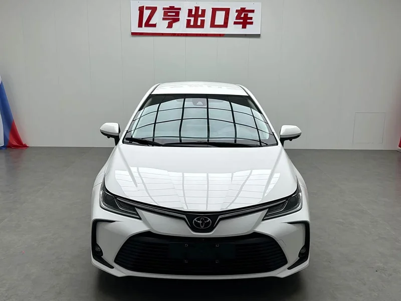 Toyota Corolla — фото 2