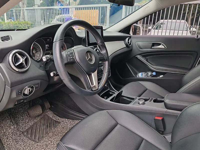 Mercedes-Benz GLA — фото 15