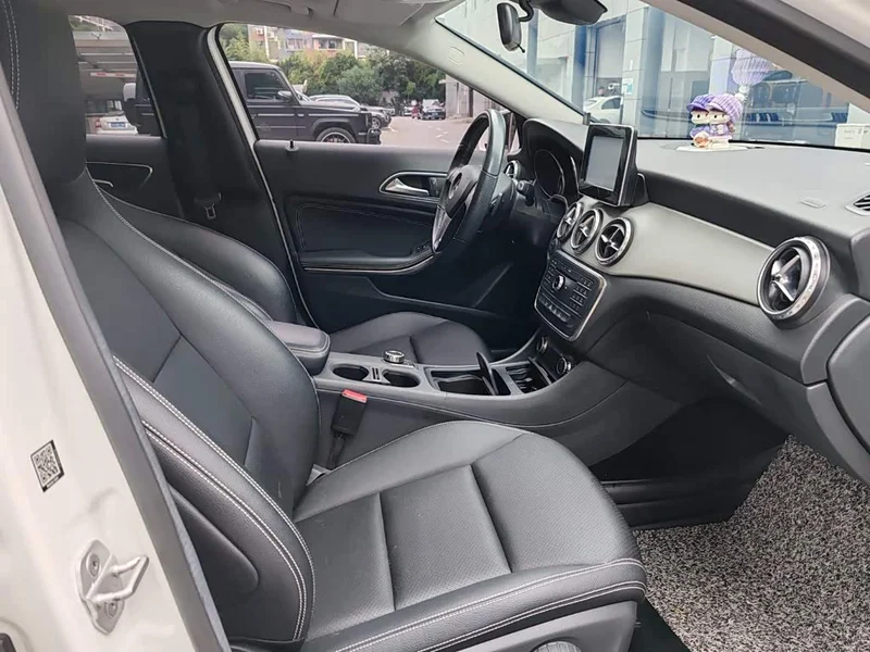 Mercedes-Benz GLA — фото 10