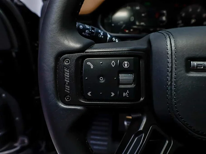 Land Rover Defender — фото 15