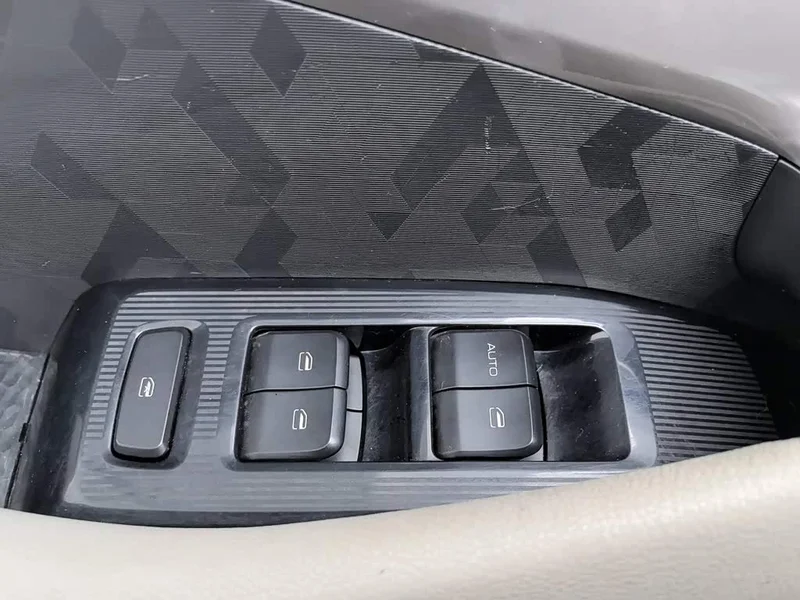 Baojun RS-3 — фото 9