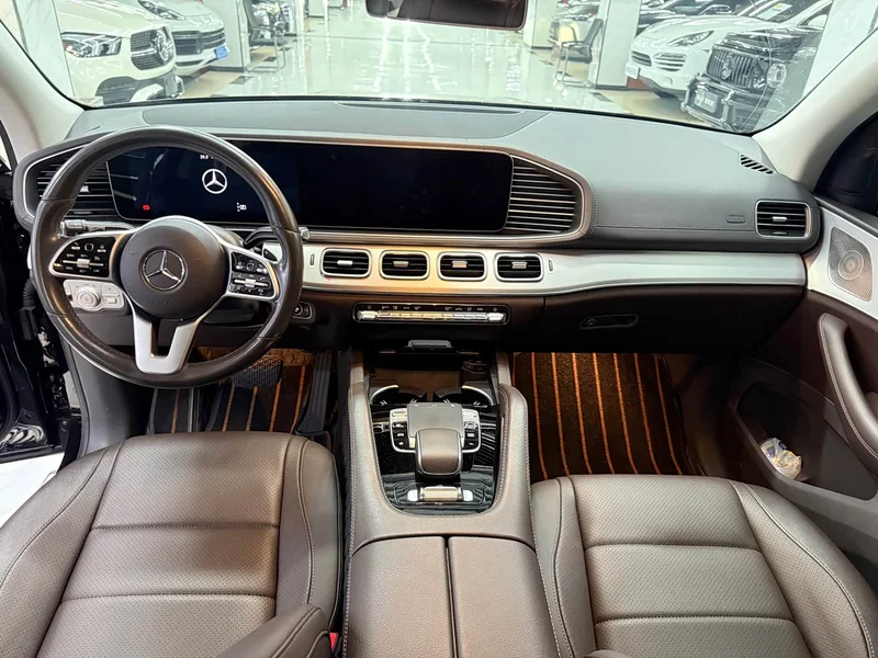Mercedes-Benz GLE — фото 6
