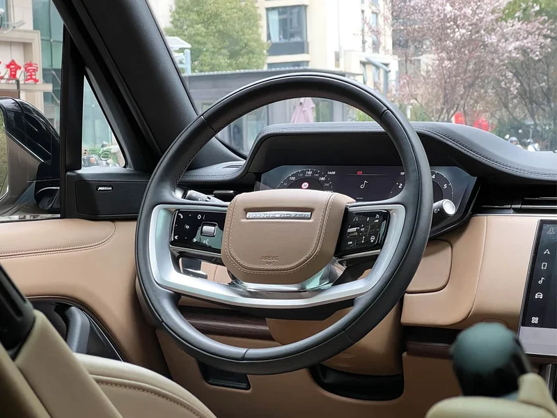 Land Rover Range Rover — фото 15