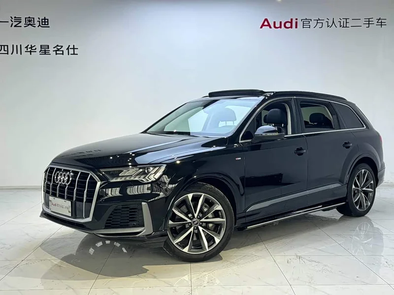 Audi Q7 — фото 1
