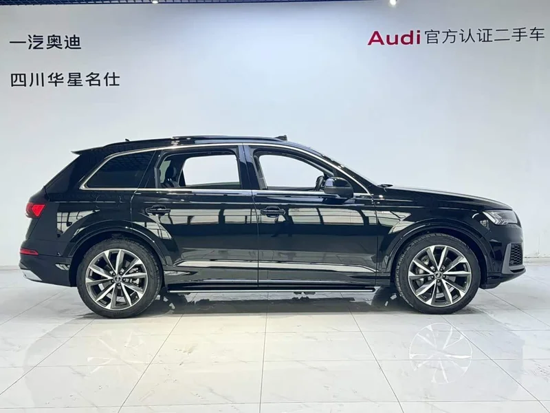 Audi Q7 — фото 3